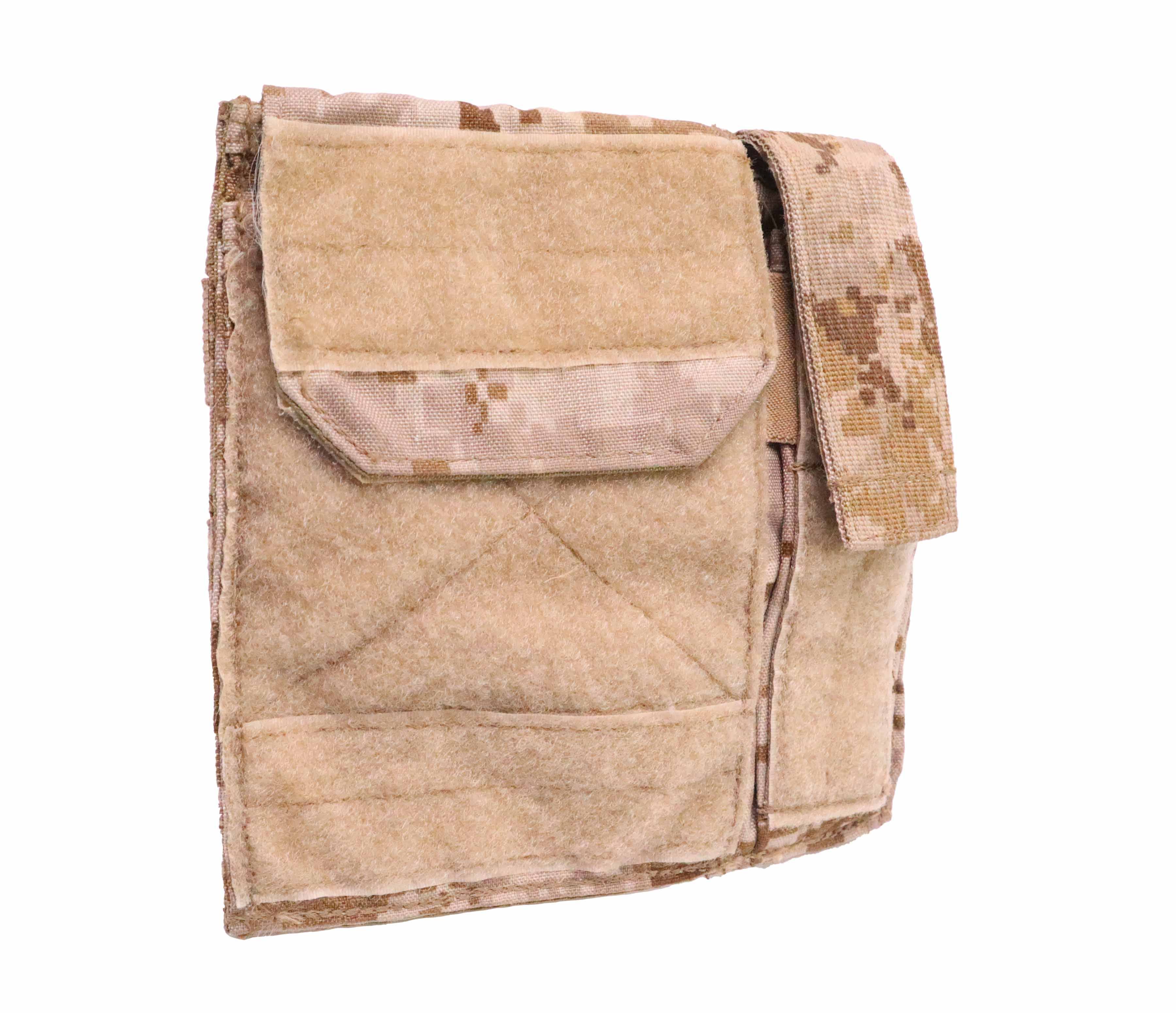 Eagle Industries SOFLCS Admin Pouch w/ Flashlight Holder - AOR1