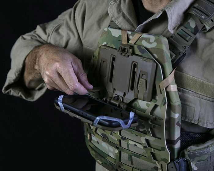 Gear - Rigs - Chest Panels - S&S Precision Navboard Fliplite Chest Smartphone Mount