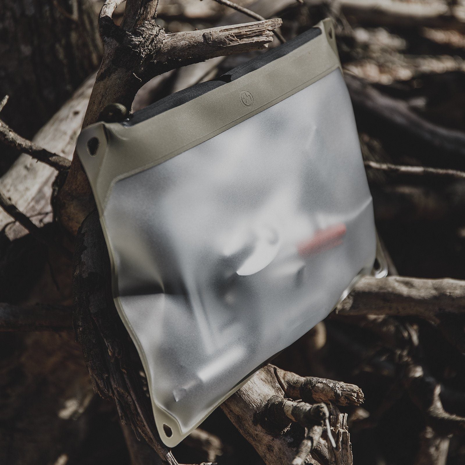 Supplies - Storage - Pouches - Magpul DAKA Window Pouch, Large (9x13")