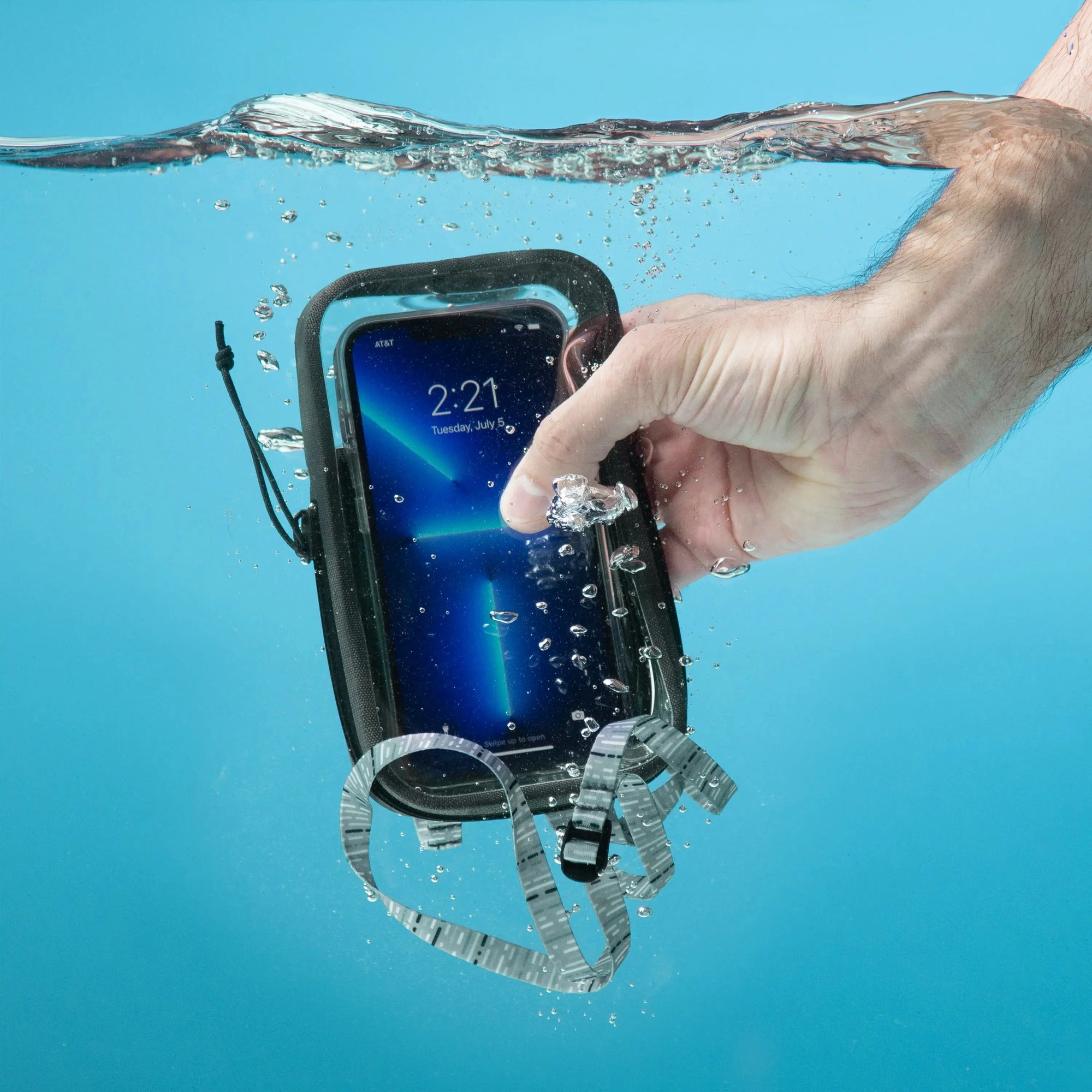 Gear - Pouches - Utility - Nite Ize RunOff® Waterproof Phone Case